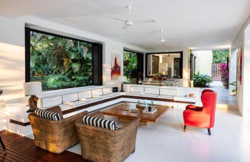 Anapoima Apartment | Splendid 5BR Villa at Mesa de Yeguas