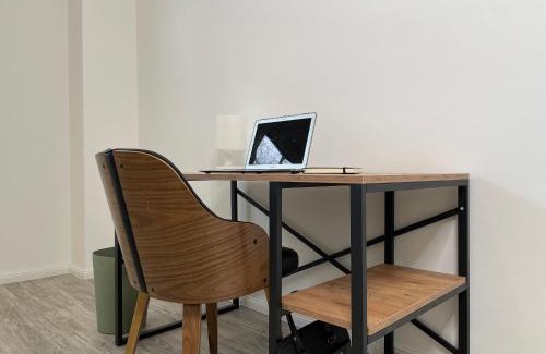 Linden-Nord Apartment | SPLENDID I Unique Spacious Apartment