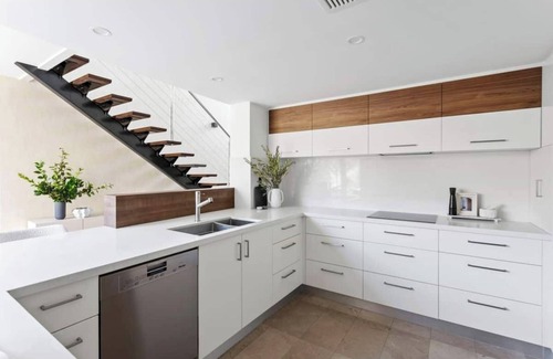 Subiaco House | Splendour in Subiaco - Elegant, Comfortable Home in Leafy Street
