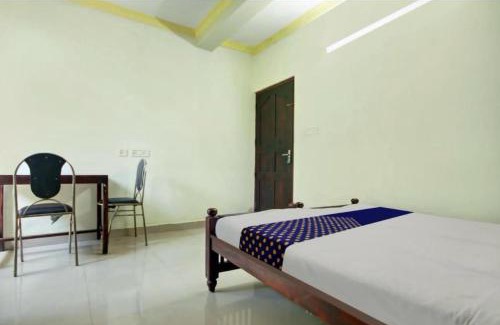 Alwaye Hotel | Spot on ummis Residancy