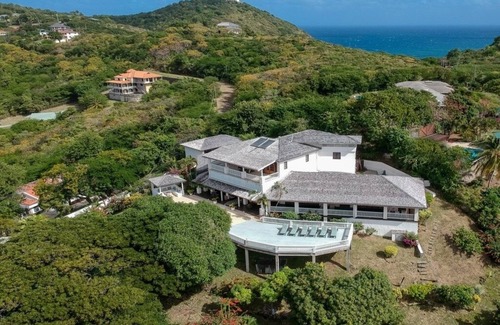 Cap Estate Villa | Sprawling three bedroom villa - Tamarind Villa 3 Villa by RedAwning