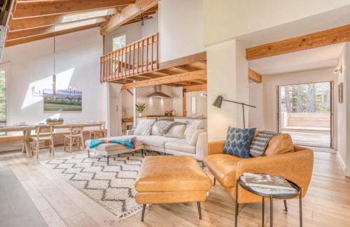 Black Butte Ranch House | Spring Home 42 - Meredith Lodging