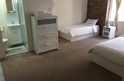 Kings Cross Hotel | Springfield Lodge