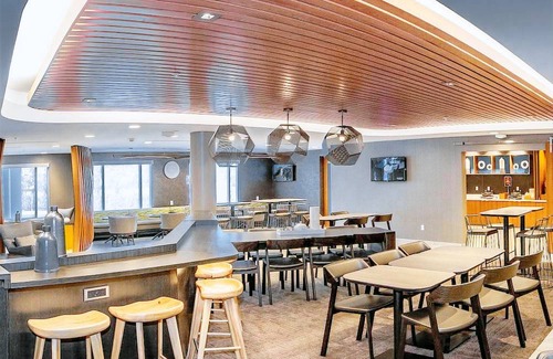 Midtown Anchorage Hotel | SpringHill Suites Anchorage Midtown