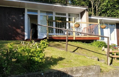 Bryn-crug Cabin | Springside Chalet20
