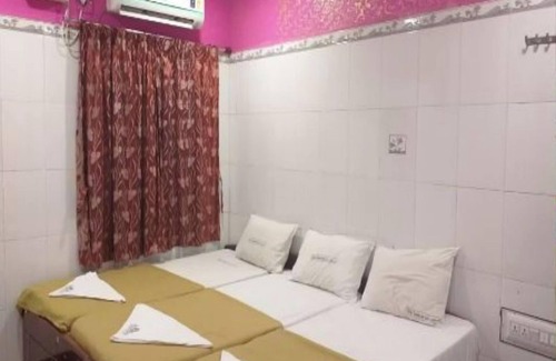 Rameshwaram Hotel | Sree Kumaran Deluxe