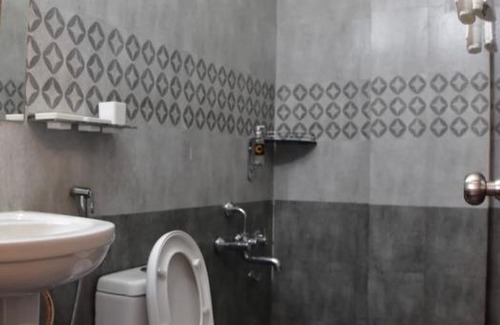 Narasapura Hotel | Sree Lakshmi Comfort