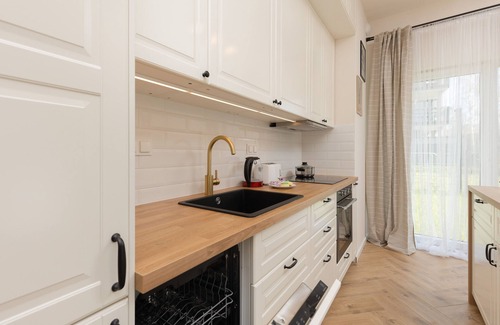Mokotow Apartment | Srodziemnomorska Warsaw by Renters