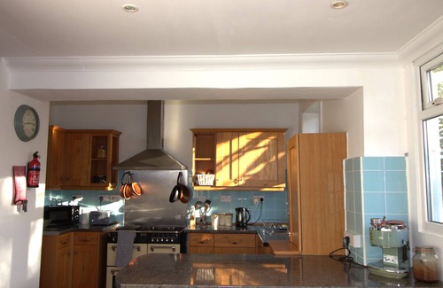 Ryde Ski Chalet | St Georges Villa