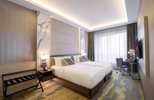 Central District Hotel | St. Giles Southkey