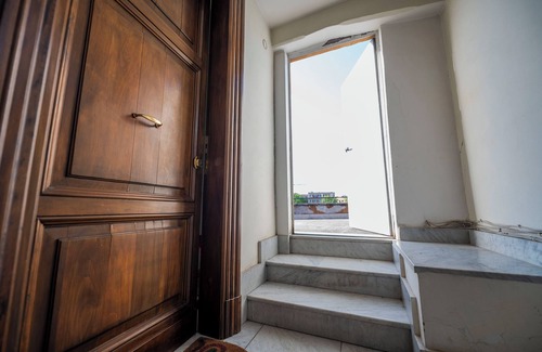 San Giovanni House | St. John Basilica Lovely Tower Apartment
