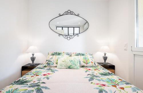 Menton Apartment | ST LAURENT - Appartement au calme avec terrasse & parking