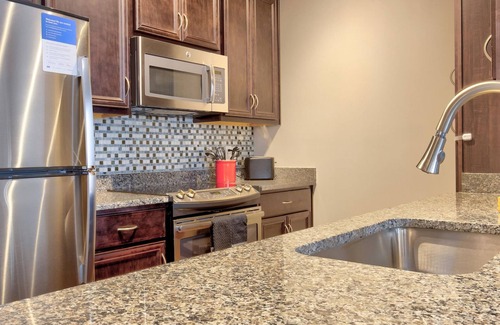 Central West End Apartment | St Louis Gorgeous 2BD 2BA Central West End Apartment