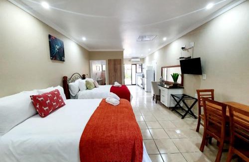 St. Lucia Ski Chalet | St. Lucia Safari Lodge