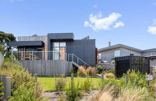 Point Lonsdale House | Stage 1