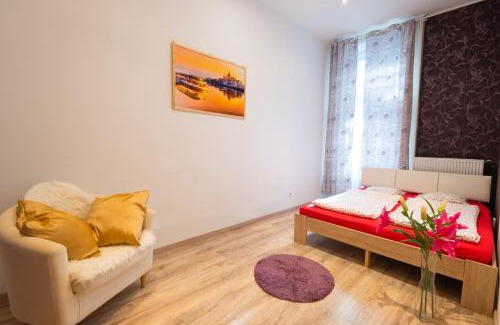 Ujlipotvaros Apartment | Standard Apartment by Hi5 - West End Center