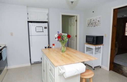 Meadows Of Dan House | Star Brook Gardens by Buffalo Mountain Getaway