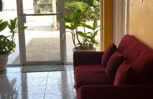 Whitehouse Hotel | Star Castle Guest House