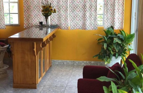 Whitehouse Hotel | Star Castle Guest House