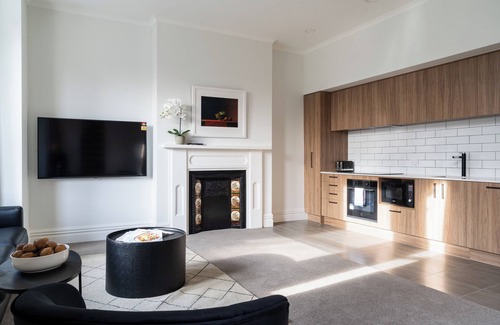 Dunedin City Centre Apartment | Star Struck on Stuart Street