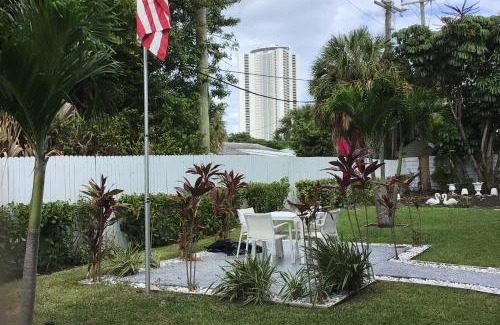 Singer Island Apartment | Starfish Wishes