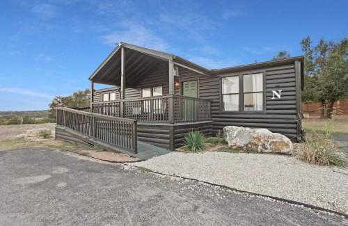 Canyon Lake House | Starlight Horizon Cabin N - Pet-Friendly Texas Hill Country Cabin Near Canyon Lake - Pool, Stargazing & Group Getaways - Sleeps 8