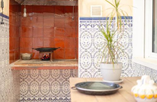 Elche Apartment | Stars Courtyard by Fidalsa