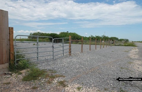 Port Isabel RV Rental | Starship Station: Closest Starbase Campsite T-01