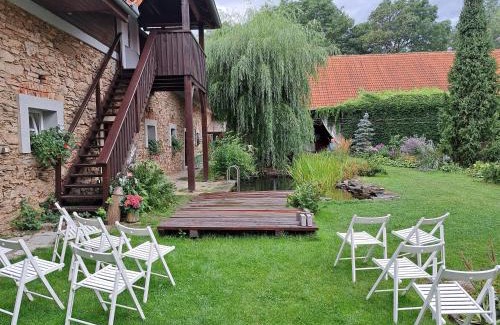 Chabicovice Apartment | Statek Kloubek