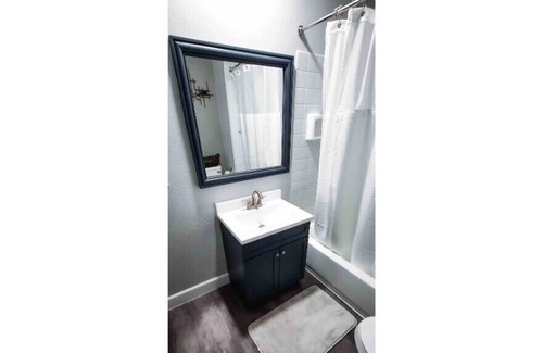 Lubbock House | Stay for 8 in Lubbock!