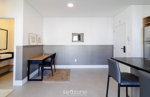 Corrego Grande Apartment | Stay in a Building With a Pool, Gym, and Leisure - SSL