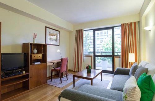 Santo Antonio Apartment | Stay in the Heart of Lisbon-Altis Suites Hotel