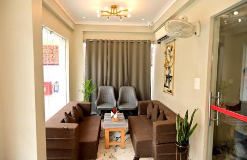 Varanasi Hotel | Stay Inn Kaashvi (A unit of Admire India Tourism Pvt. Ltd.)