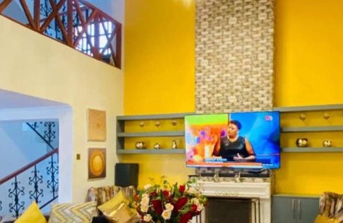Kitale Apartment | Stay.Plus Kitale Holiday Home