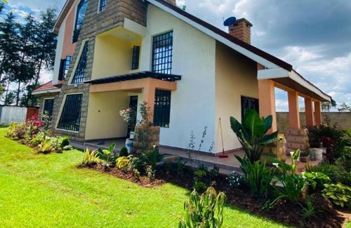 Kitale Apartment | Stay.Plus Kitale Holiday Home