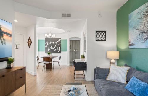 Kierland Apartment | Stay Steps from Westin Kierland - Scottsdale Pool - Parking - N390