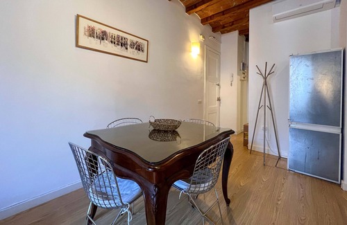L'Antiga Esquerra de l'Eixample Apartment | Stay U-nique Apartment Arago II