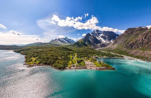 Koppangen House | Stay where the mountains begin