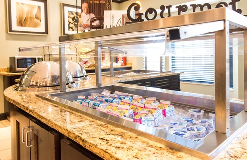 Fargo Hotel | Staybridge Suites Fargo by IHG
