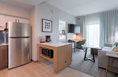 Pigeon Forge Hotel | Staybridge Suites Pigeon Forge Smoky Mtns by IHG