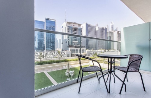 Downtown Dubai Apartment | Staycae Holiday Homes - Vera