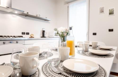 Milan Apartment | StayEasy SantaGiulia - M3 Metro - Center in 20 mins