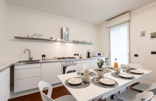 Milan Apartment | StayEasy SantaGiulia - M3 Metro - Center in 20 mins