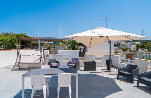 Casuzze Apartment | Stefany Holiday House