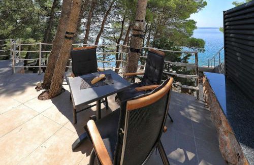 Starigrad House | Steinhaus Mirko