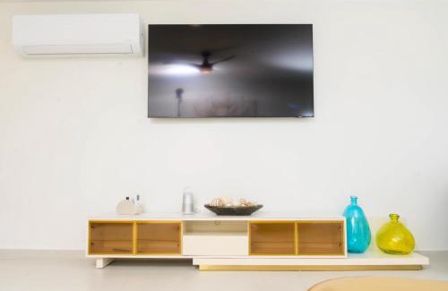 Jolly Harbour Apartment | Stella Vista - Luxury Condo in Jolly Harbour