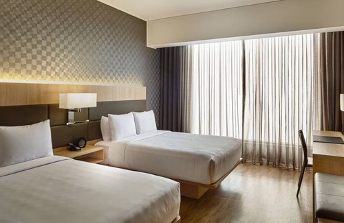 Armendariz Hotel | Step Into a Calm—Contemporary Escape Framed by Sweeping City Skylines