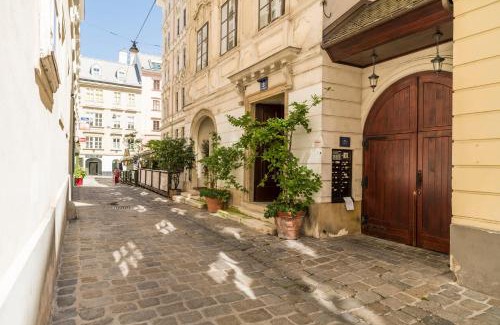 Innere Stadt Apartment | Stephansdom Premium Apartments