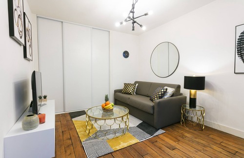 Saint-Victor Apartment | Steps from La Seine - Lovely Latin Quarter 1BR
