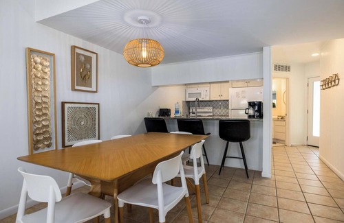 Saint Helena Island Villa | Steps to the Beach! Resort Access & Golf Cart Included! Dog Friendly